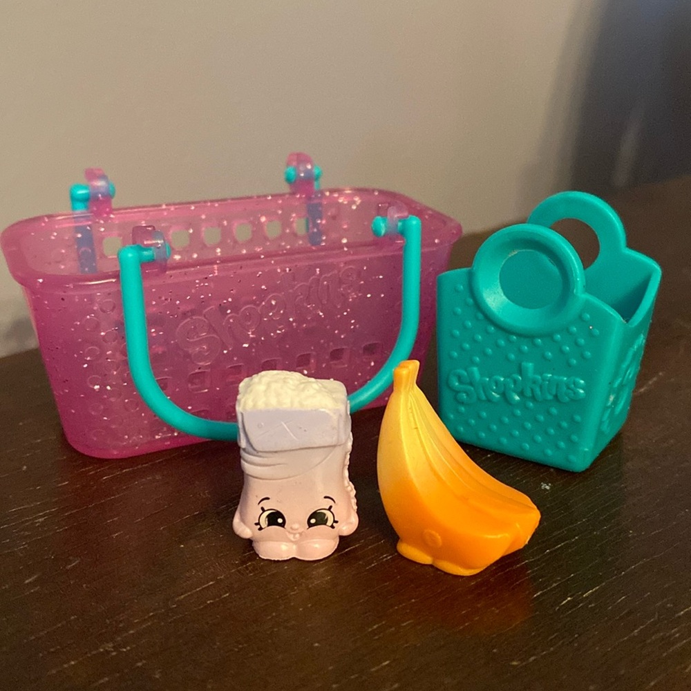 Shopkins Pink Shopping Basket Plastic Season 3 Toy Moose Enterprise